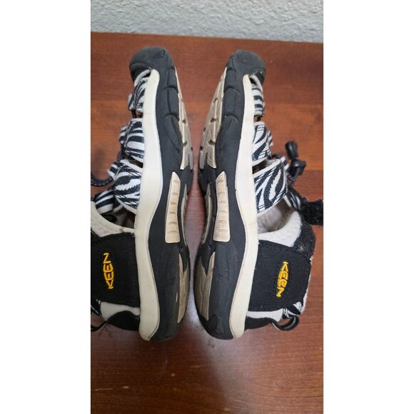 Keen Kids Newport H2 Zebra-Print Sandals Water-Friendly Adjustable Straps Size 2 - Picture 7 of 9